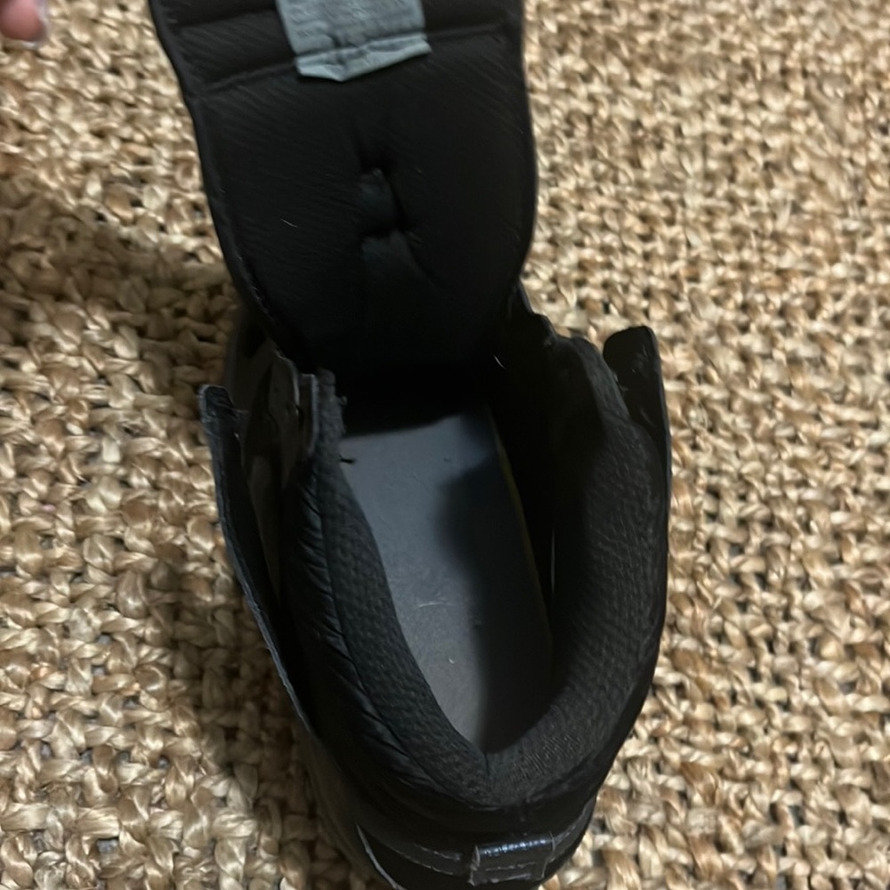 Black Nike Healed Sneakers - Picture 5 of 8